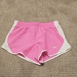 Girls 6/7 Nike Shorts